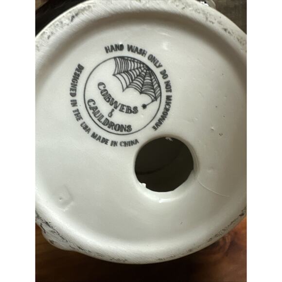 Cobwebs And Cauldron Skeleton Hand Pedestal Candy Bowl - Picture 6 of 6